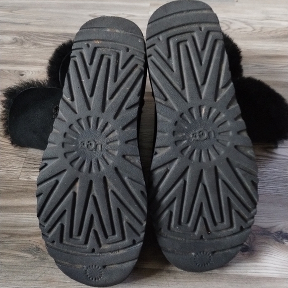Ugg Bailey Mariko Boots in Black Women's Size 8 - Picture 6 of 7